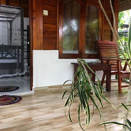 Gems Garden Guest House Tangalle Exterior foto