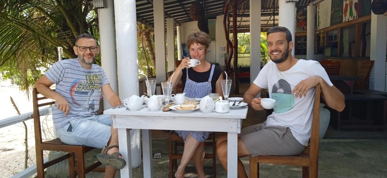 Gems Garden Guest House Tangalle Exterior foto