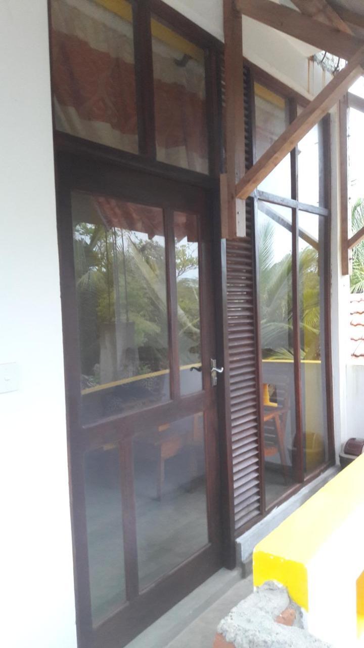Gems Garden Guest House Tangalle Exterior foto